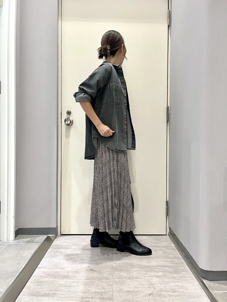 ANY 金井 コーディネート画像