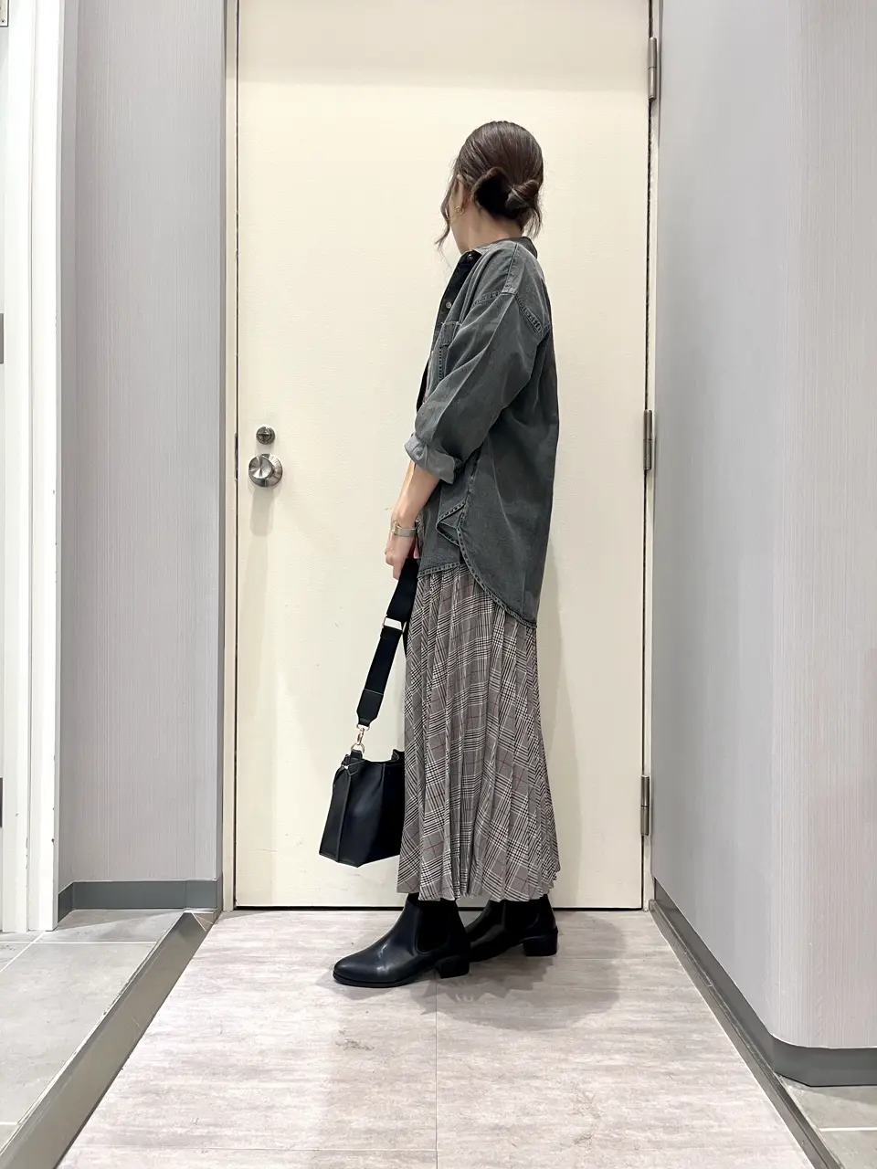 ANY 金井 コーディネート画像