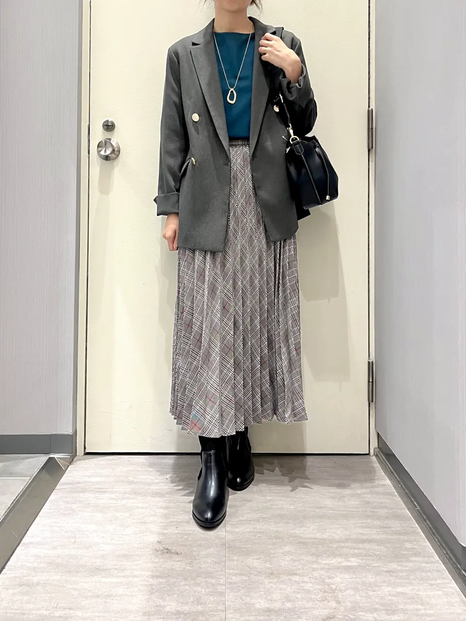 ANY 金井 コーディネート画像