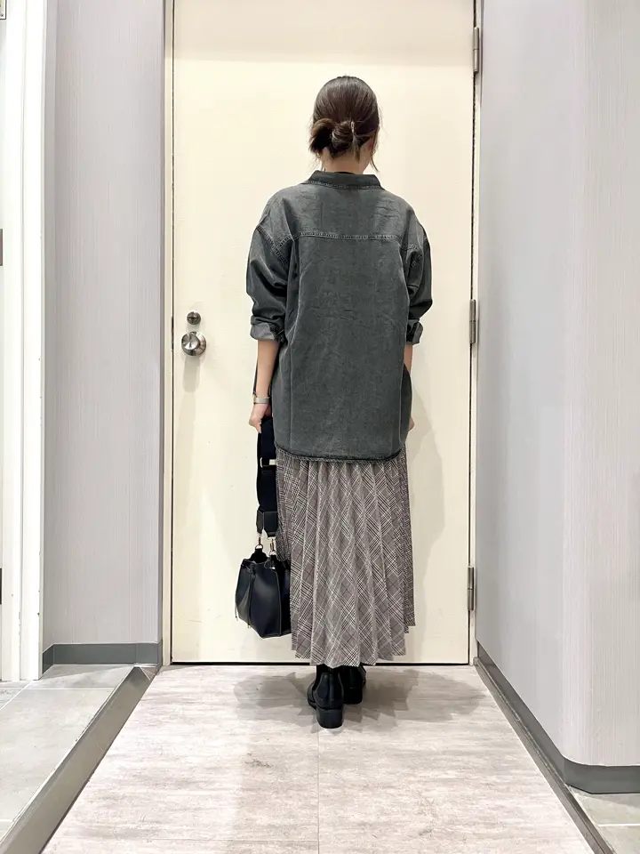 ANY 金井 コーディネート画像