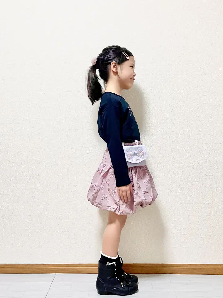 ANY MIKA コーディネート画像