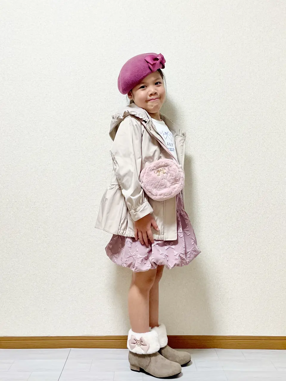 ANY MIKA コーディネート画像