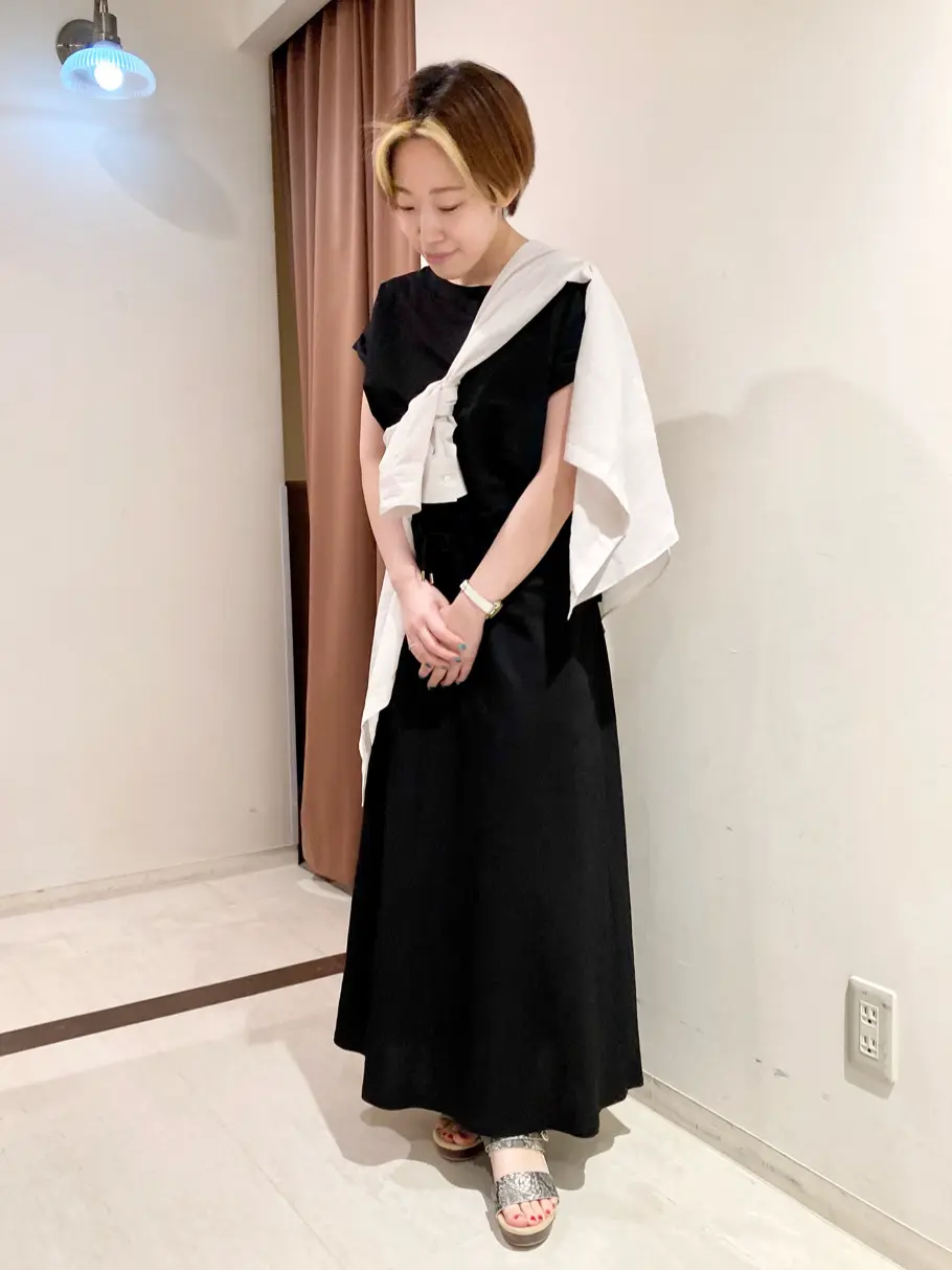 ANY 河本 コーディネート画像