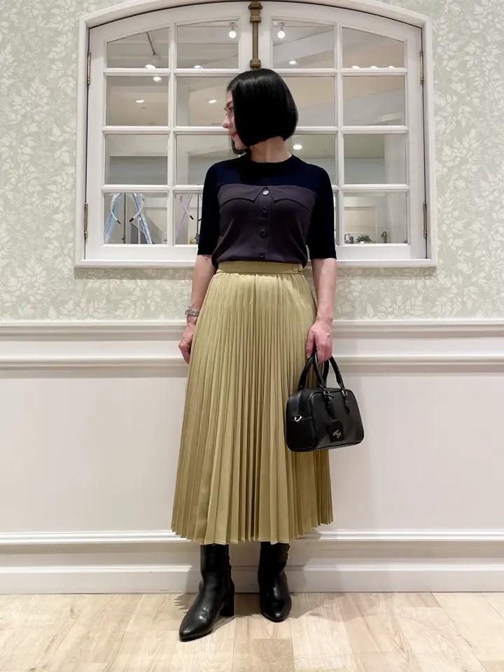 ANY SIS MIKA コーディネート画像