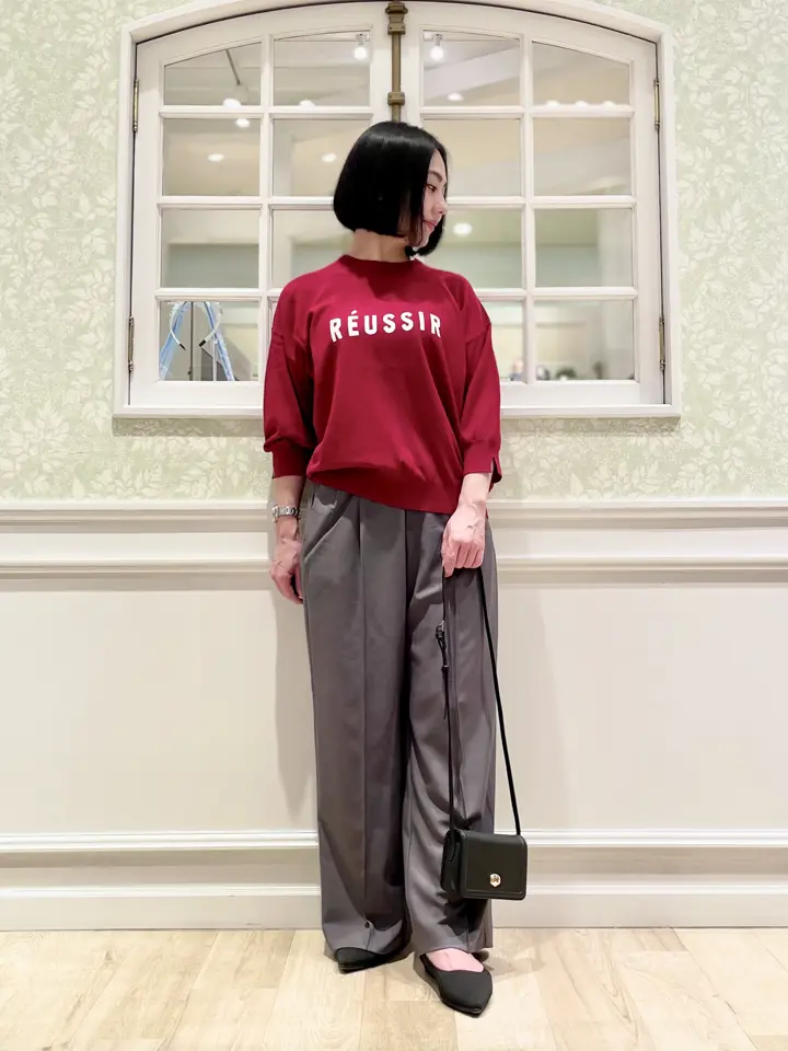 ANY MIKA コーディネート画像