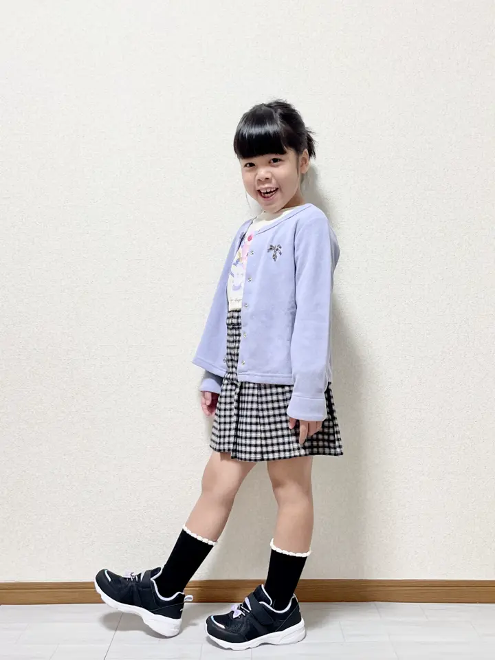 ANY MIKA コーディネート画像