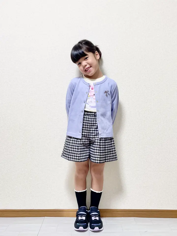 ANY MIKA コーディネート画像