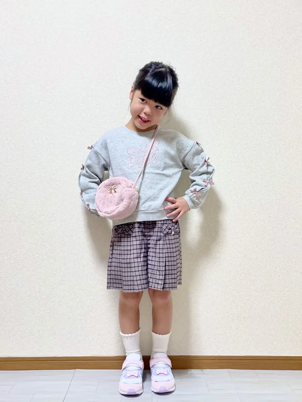 ANY MIKA コーディネート画像