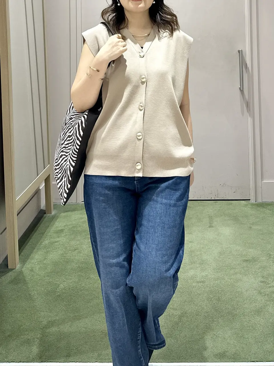 ANY フジコ コーディネート画像