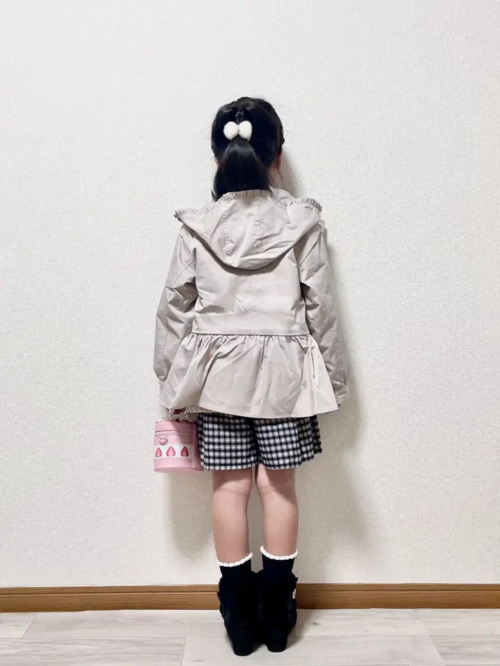 ANY MIKA コーディネート画像