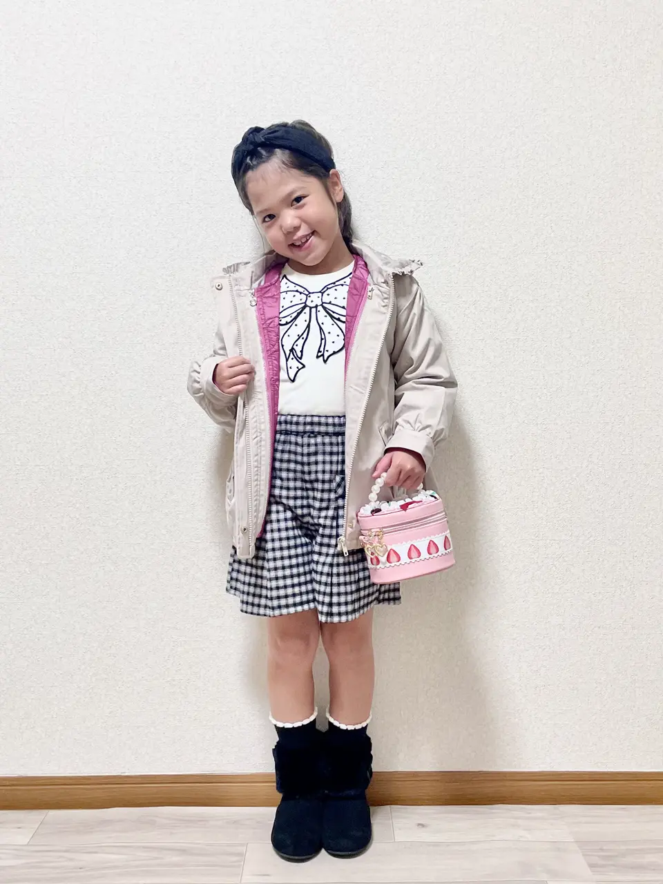 ANY MIKA コーディネート画像