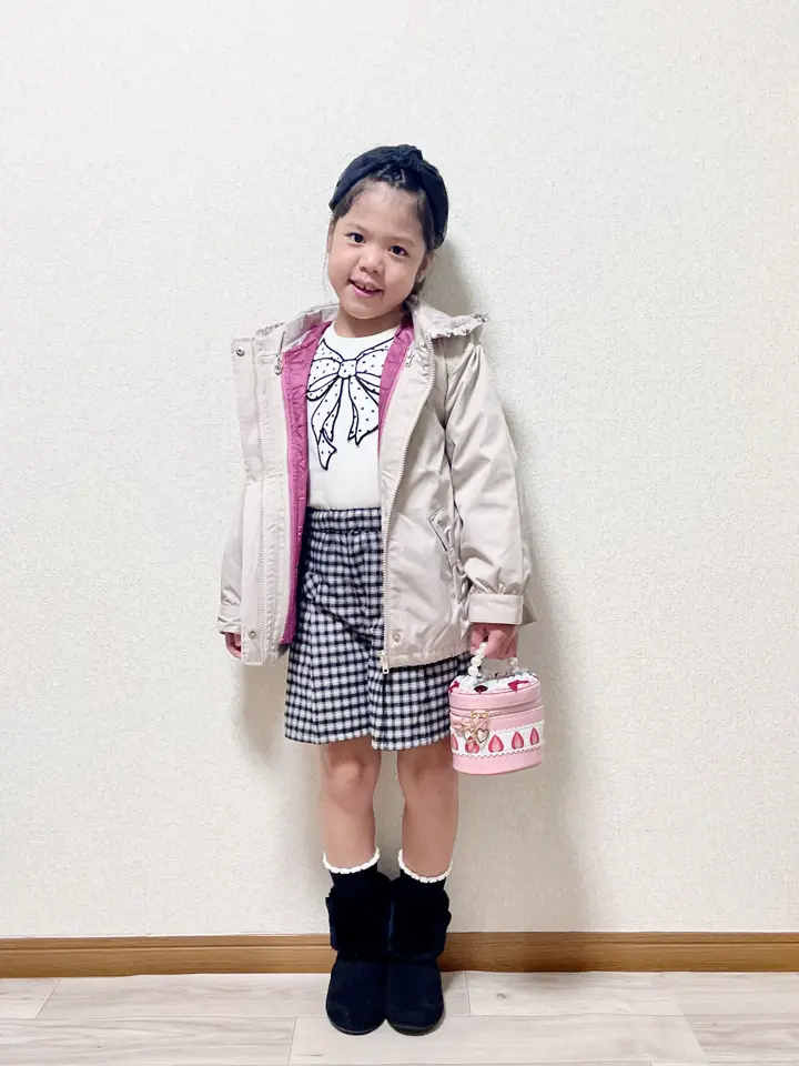 ANY MIKA コーディネート画像