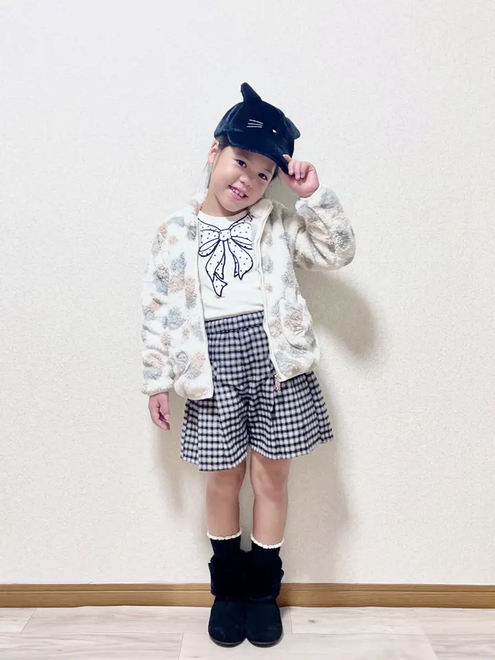 ANY MIKA コーディネート画像