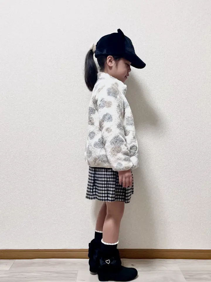 ANY MIKA コーディネート画像