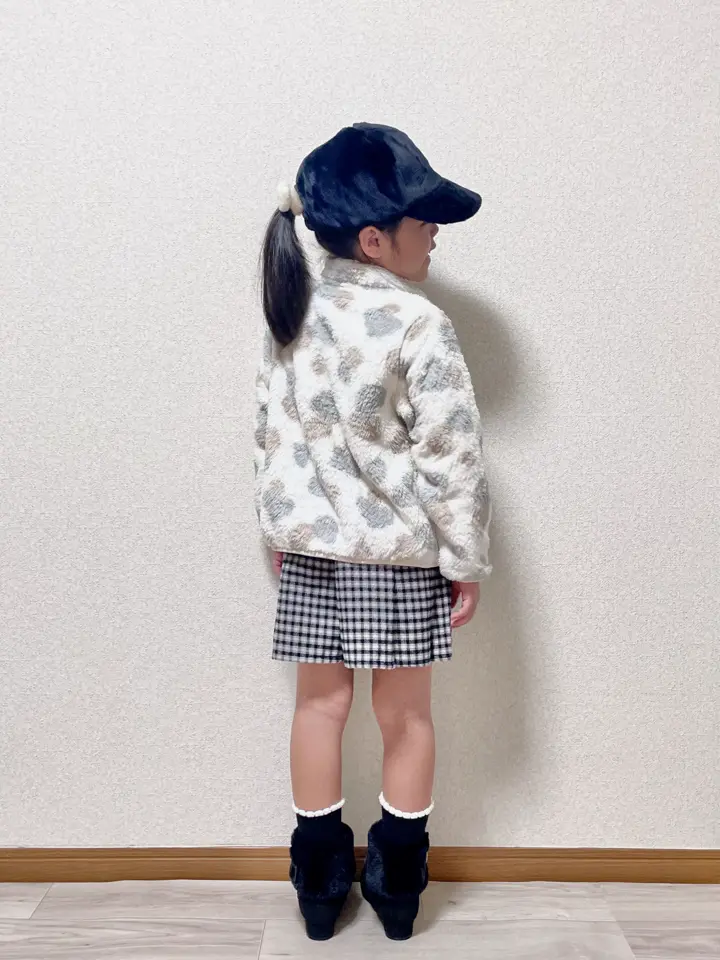 ANY MIKA コーディネート画像