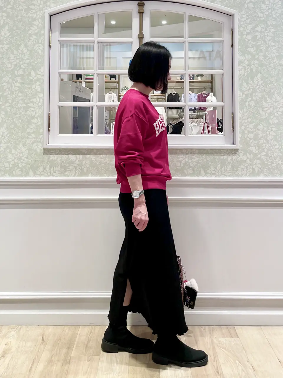 ANY MIKA コーディネート画像