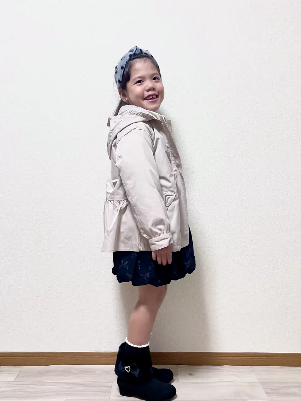 ANY MIKA コーディネート画像