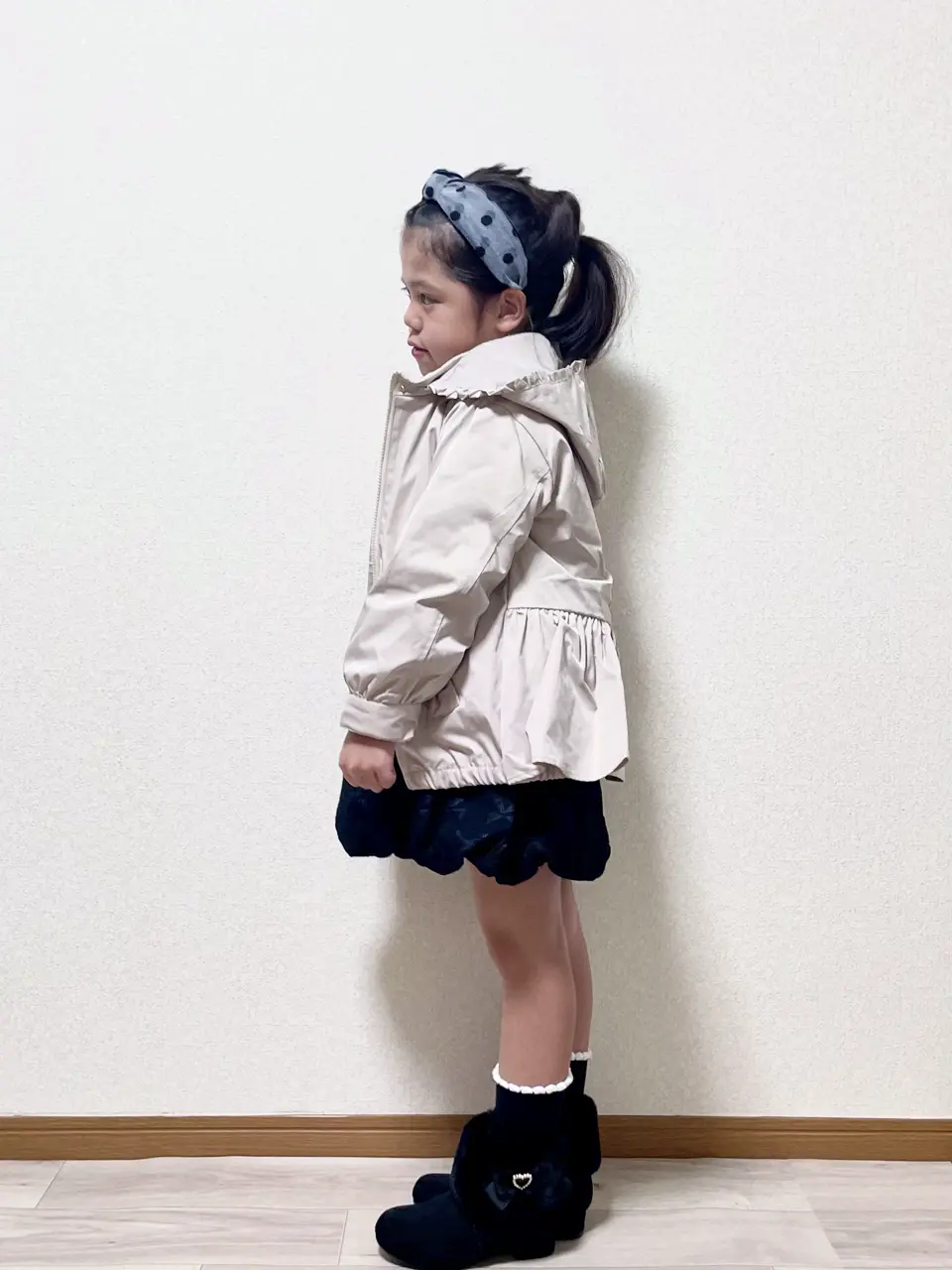 ANY MIKA コーディネート画像