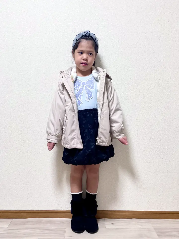 ANY MIKA コーディネート画像