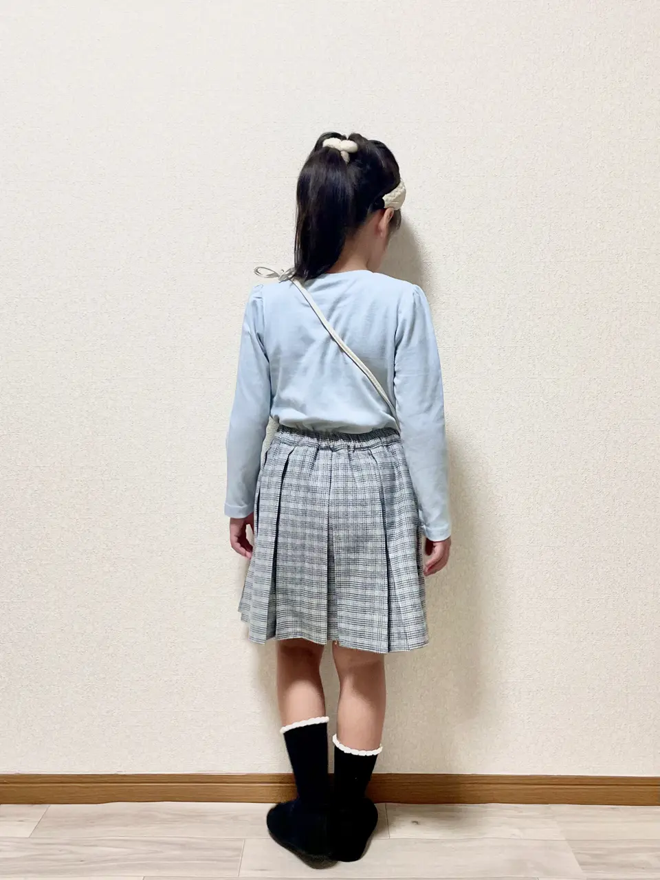 ANY MIKA コーディネート画像