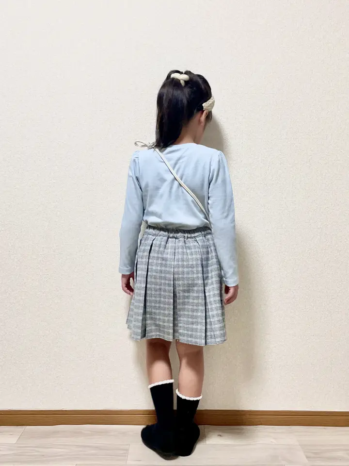 ANY MIKA コーディネート画像