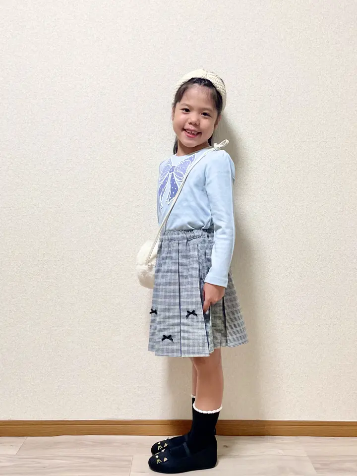 ANY MIKA コーディネート画像