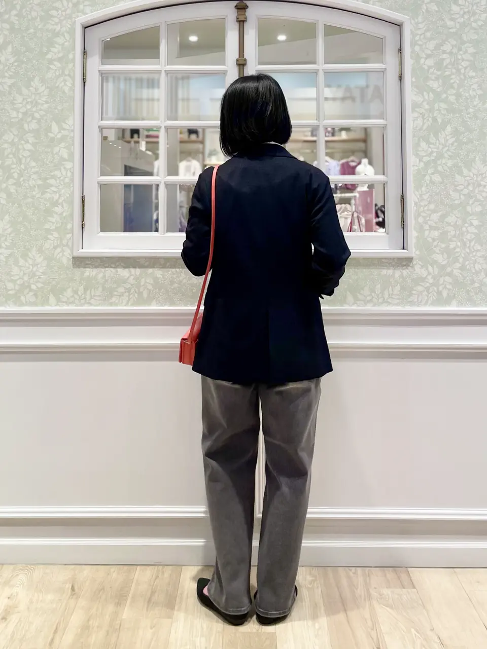 ANY MIKA コーディネート画像