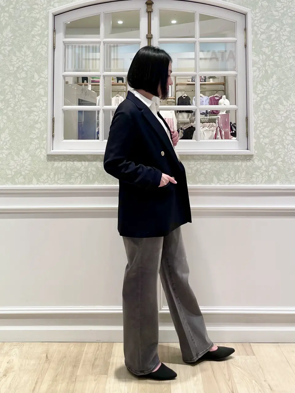 ANY MIKA コーディネート画像