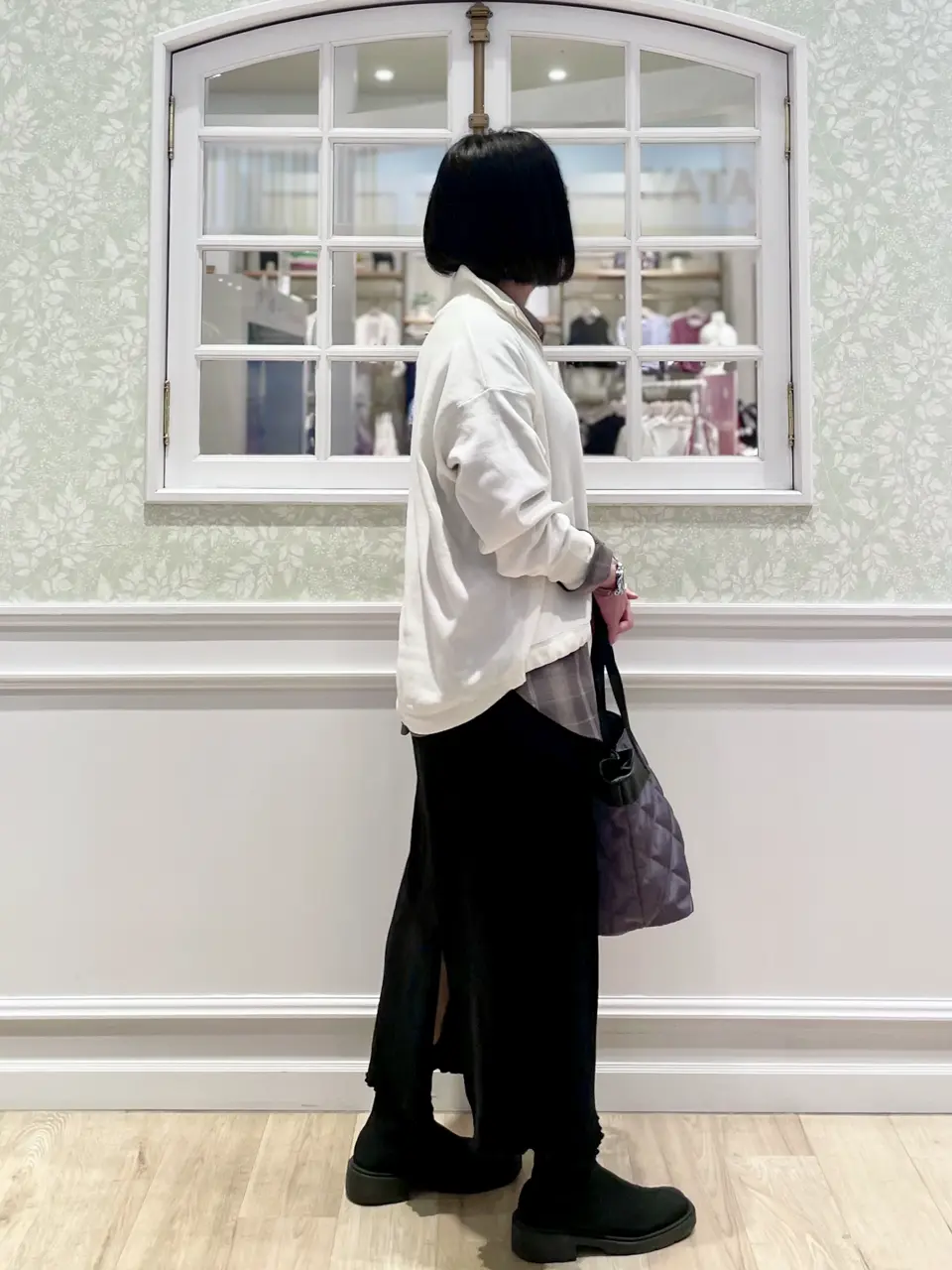 ANY MIKA コーディネート画像