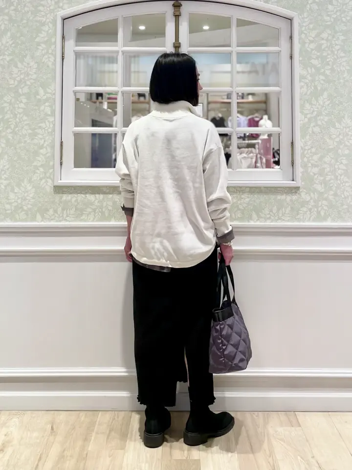 ANY MIKA コーディネート画像