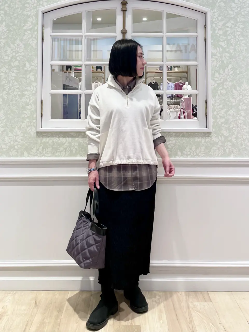 ANY MIKA コーディネート画像