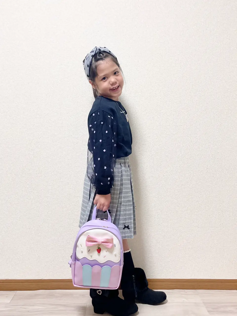 ANY MIKA コーディネート画像