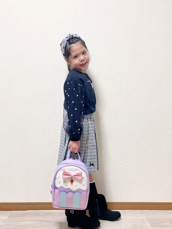 ANY MIKA コーディネート画像