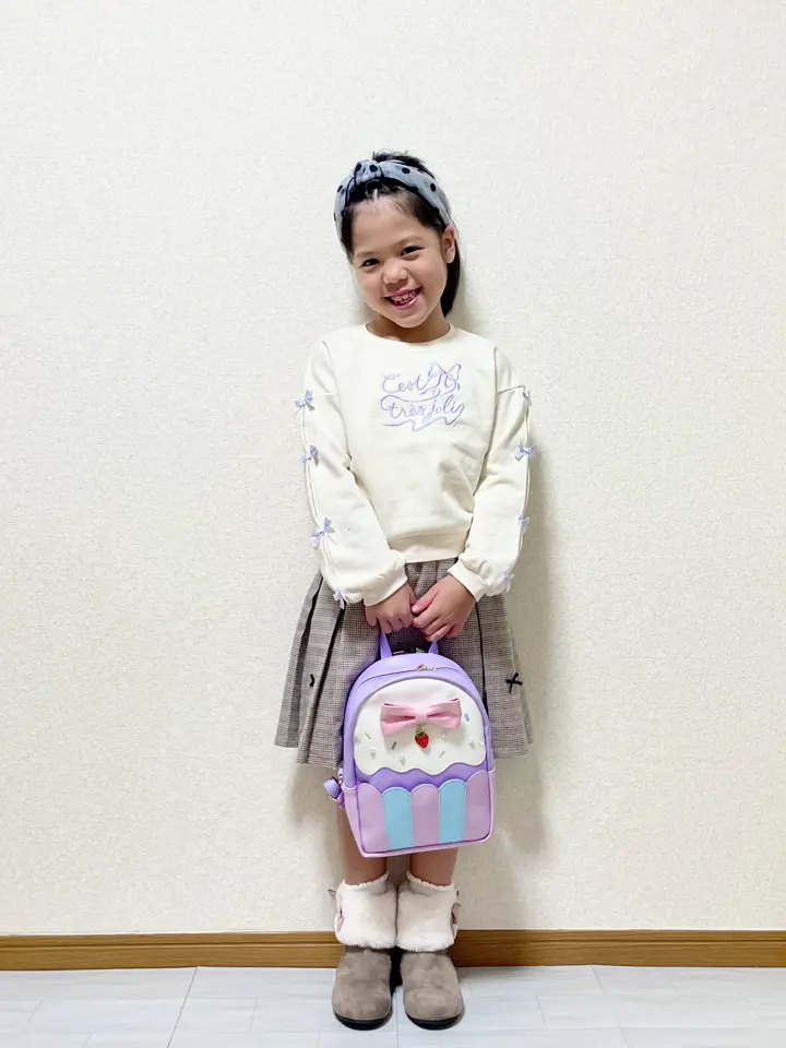 ANY MIKA コーディネート画像