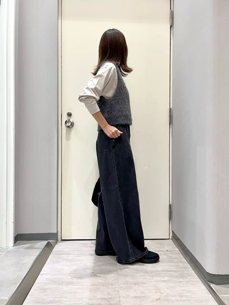 ANY 金井 コーディネート画像