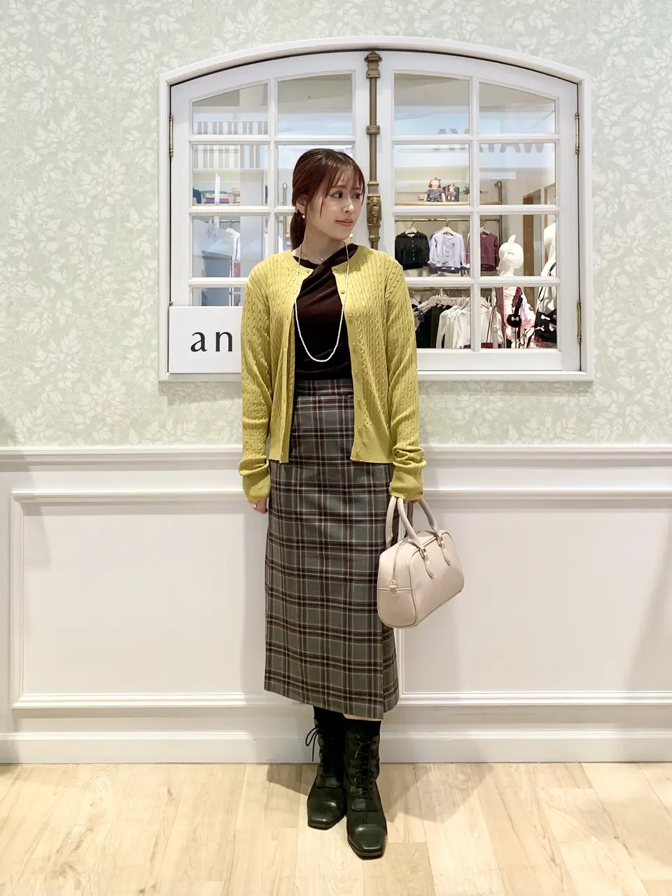 ANY SIS MIHO コーディネート画像