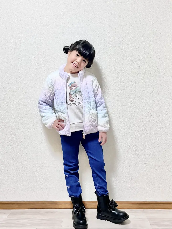 ANY MIKA コーディネート画像