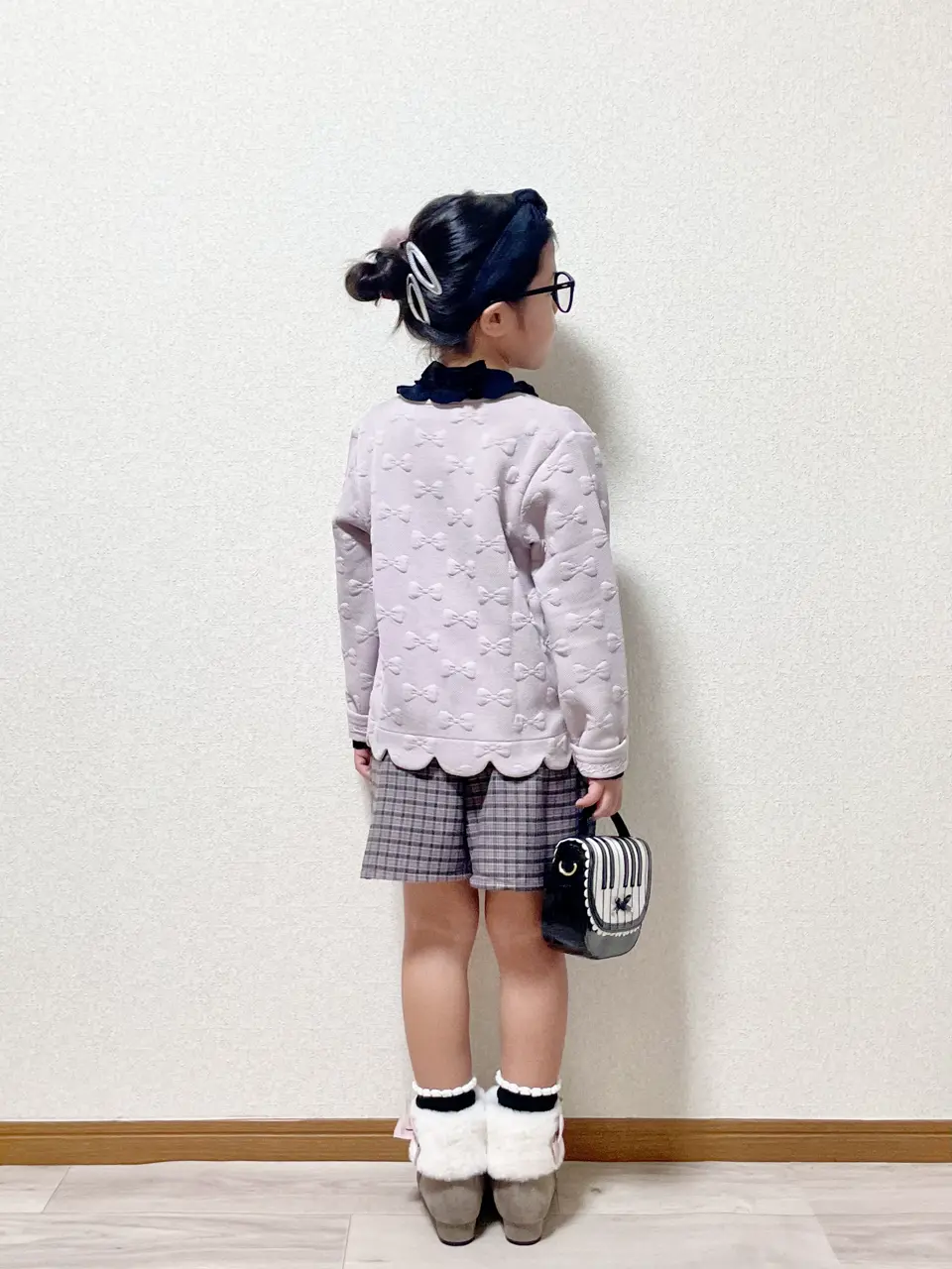 ANY MIKA コーディネート画像