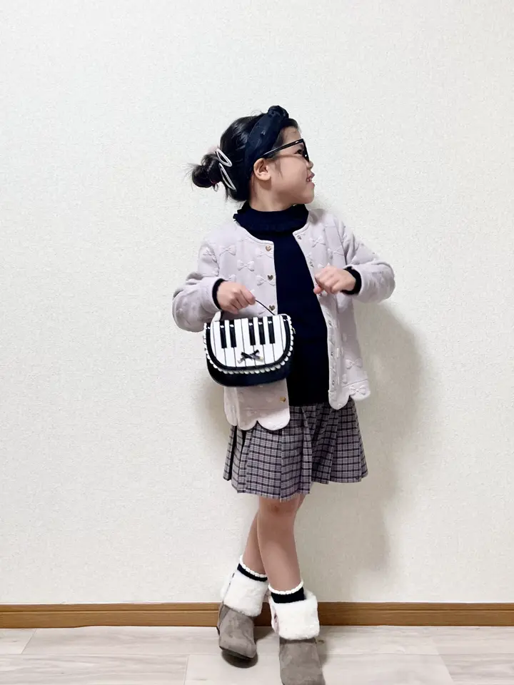 ANY MIKA コーディネート画像