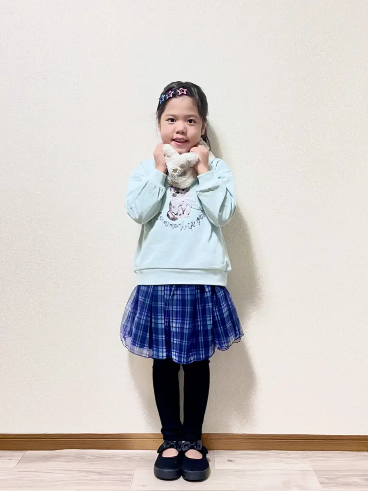 ANY MIKA コーディネート画像