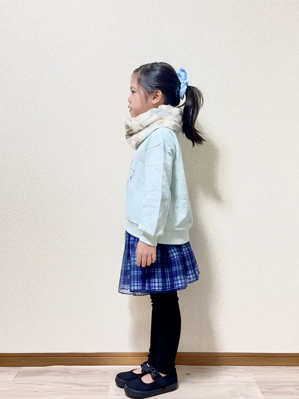 ANY MIKA コーディネート画像