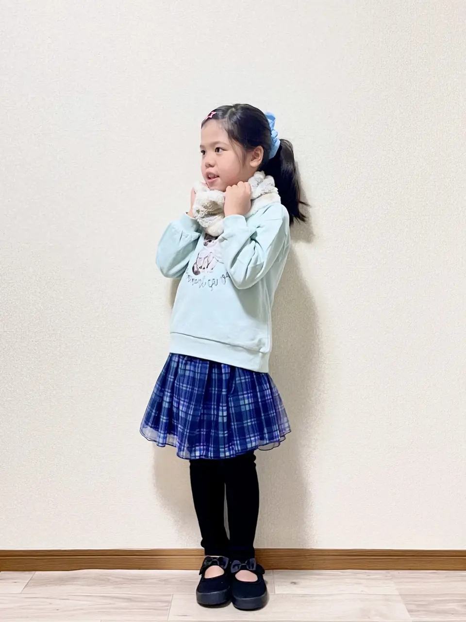 ANY MIKA コーディネート画像