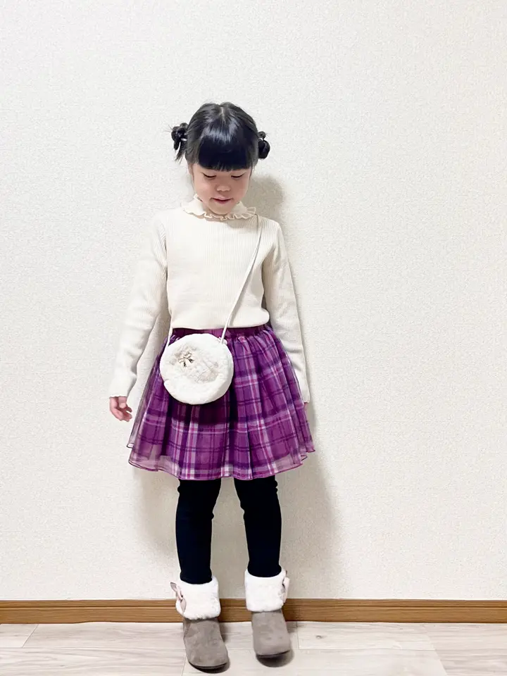 ANY MIKA コーディネート画像