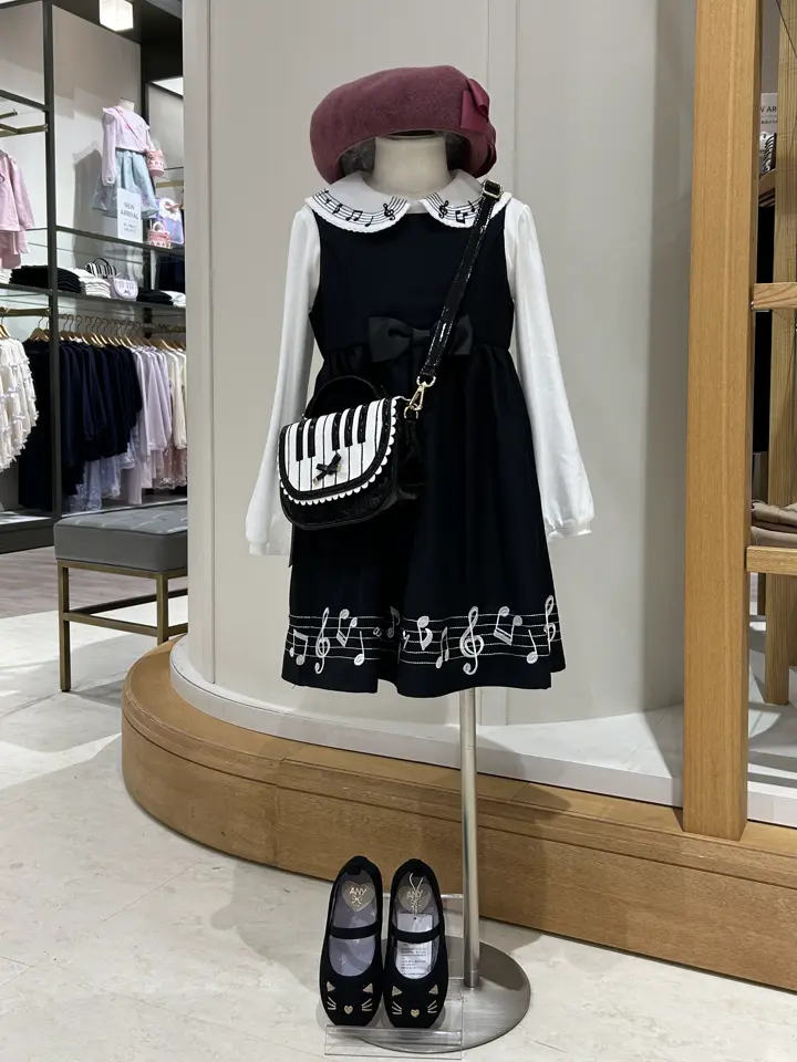 ANY 岡田 コーディネート画像