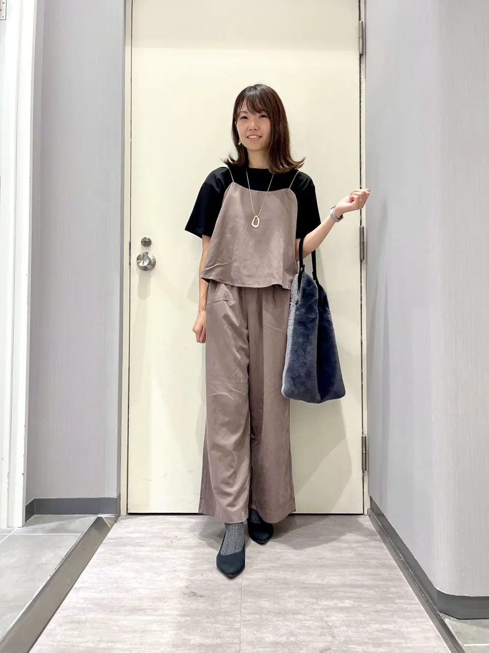 ANY 金井 コーディネート画像