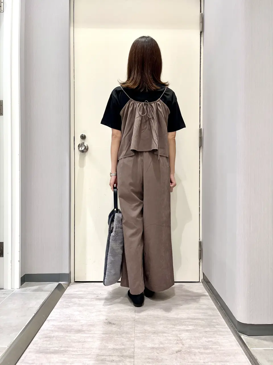 ANY 金井 コーディネート画像