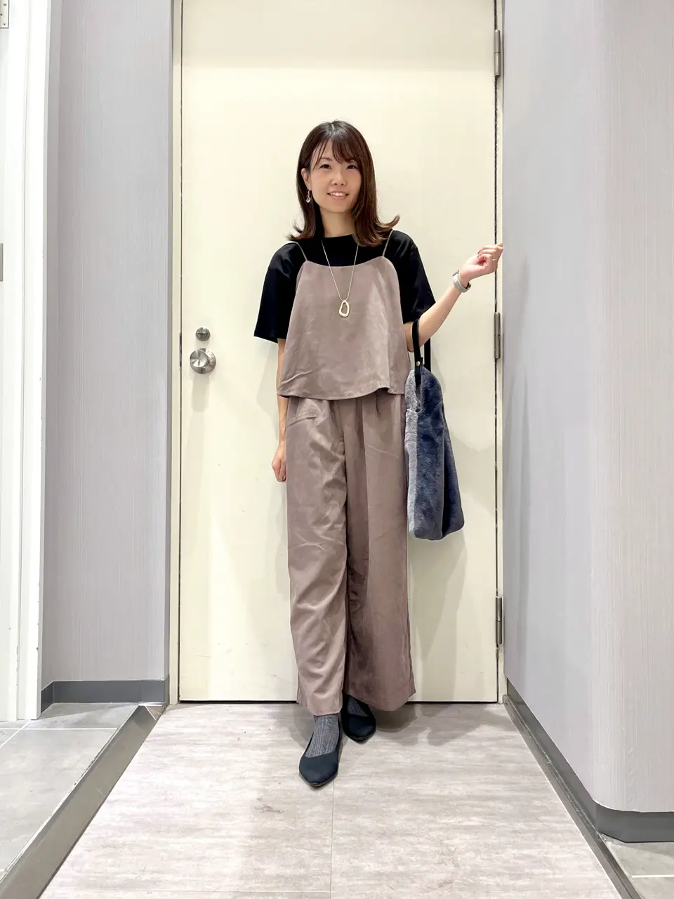 ANY 金井 コーディネート画像