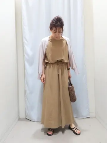 ANY 榎本 コーディネート画像