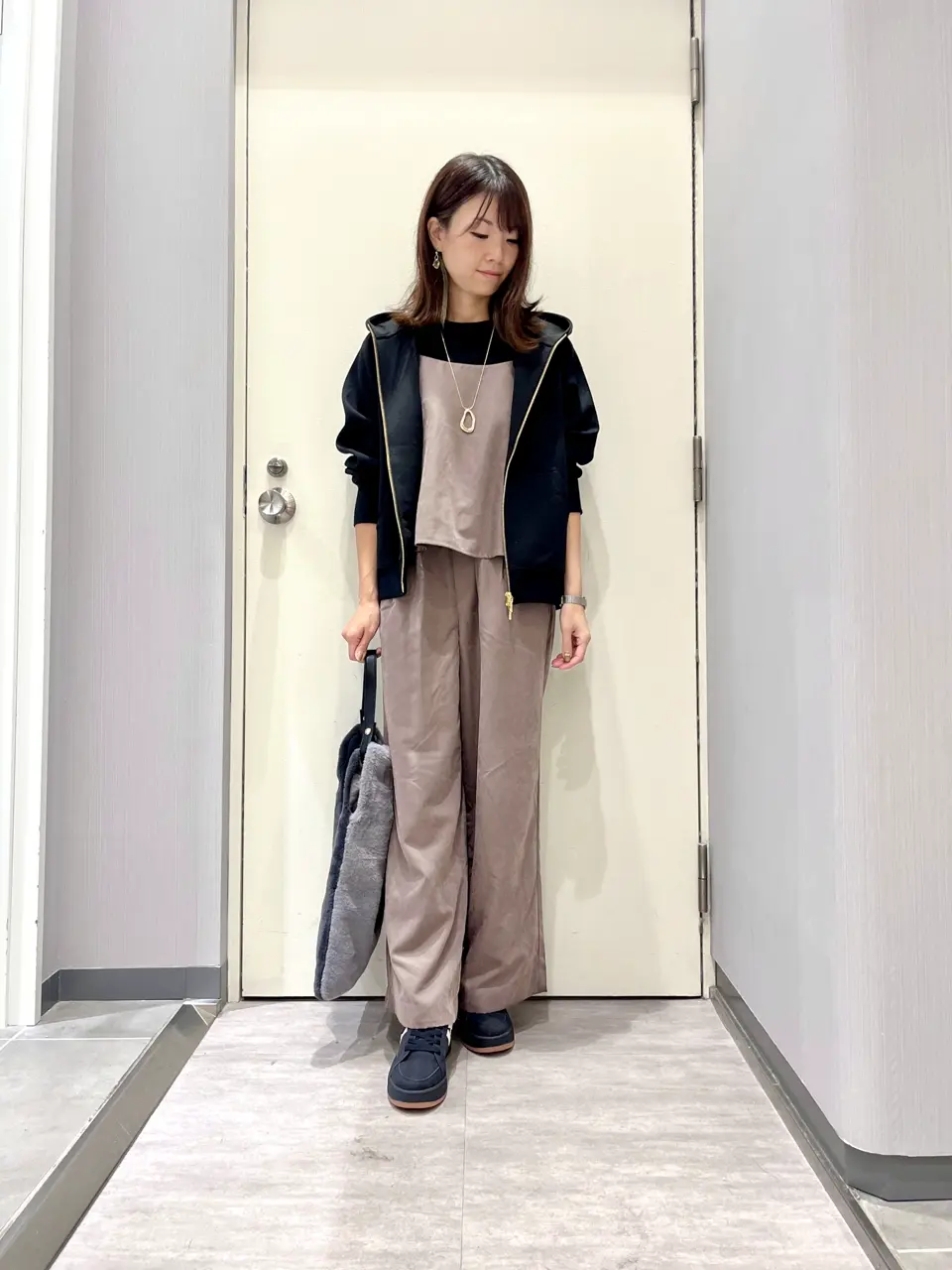 ANY 金井 コーディネート画像