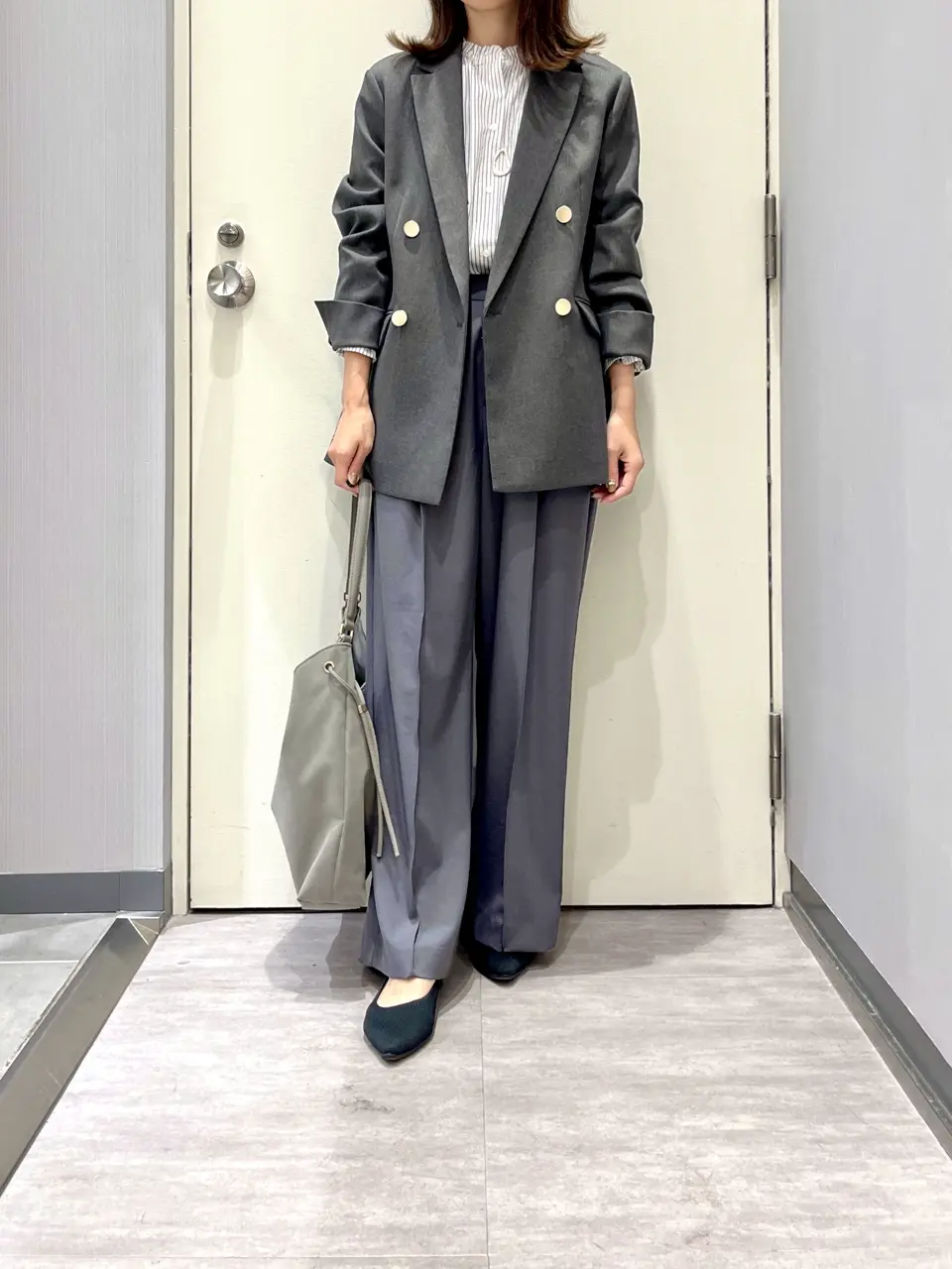 ANY 金井 コーディネート画像